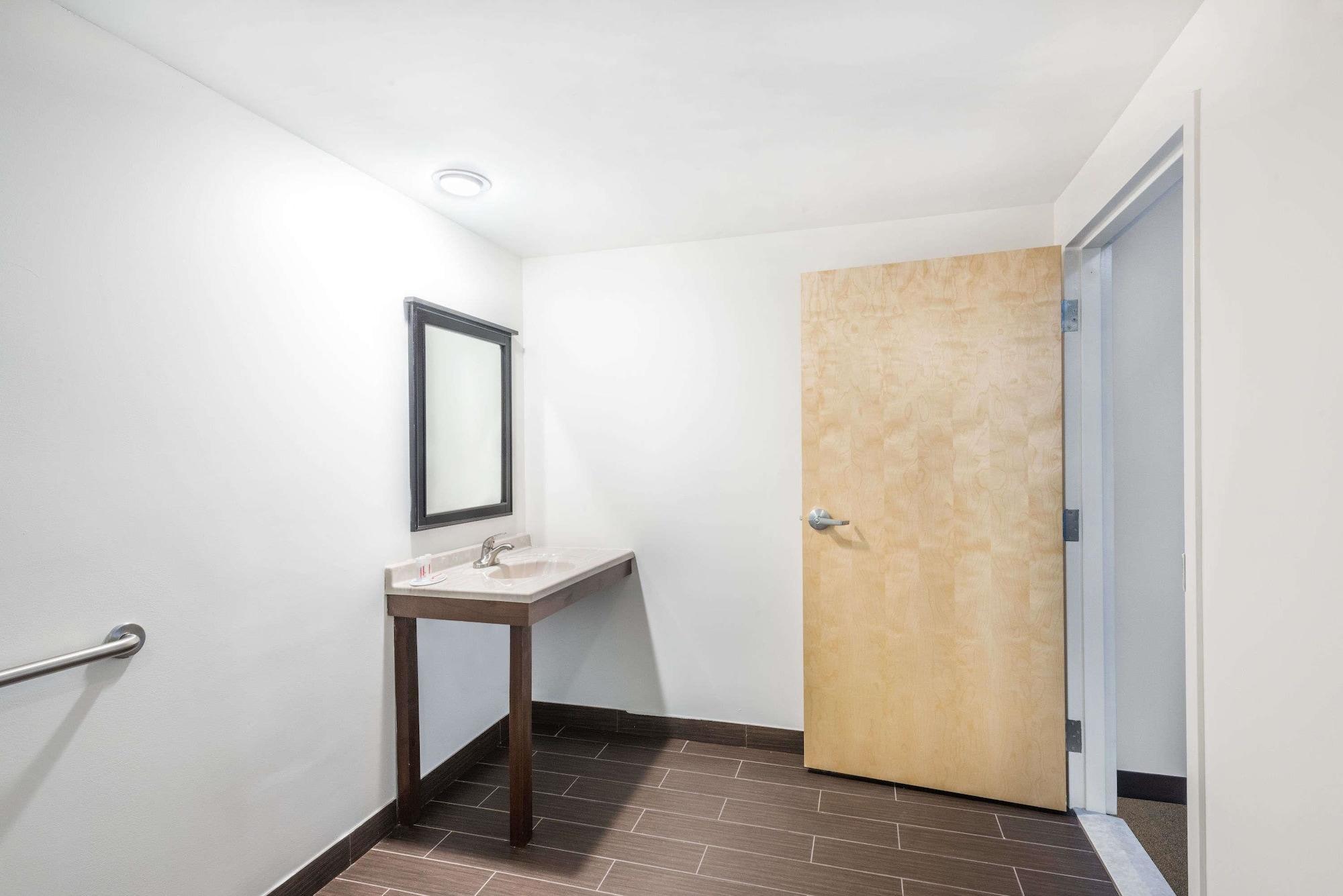 Howard Johnson By Wyndham Quincy/ Boston Buitenkant foto