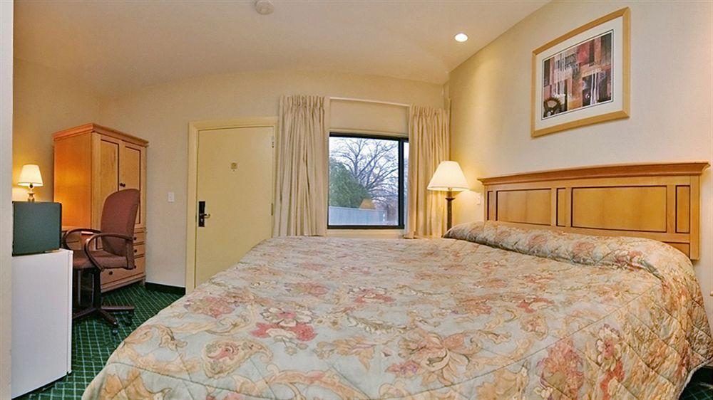 Howard Johnson By Wyndham Quincy/ Boston Buitenkant foto